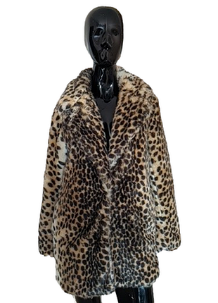 Сильная леопардовая шубка
