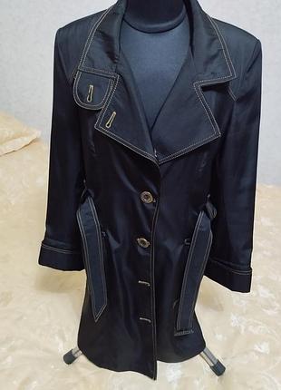 Плащ женский