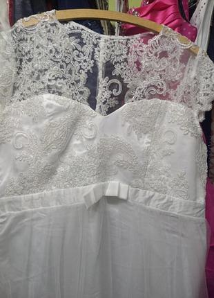 Довга біла вечірня сукня великого розміру на весілля,причасття