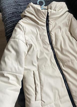 Жіноча подовжена куртка демісезон