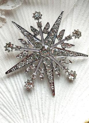Брошь " хрустальная снежинка", 6,5 см рождественская, звезда, зима, новый год