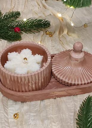 Набор свеча с гипсовым кашпо и подставкой