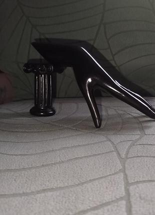 Манекен руки ( пластик)