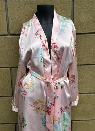 Атласный нежный халатик