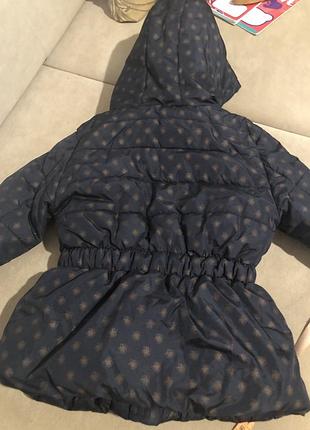 Курточка на 3-4 года 2