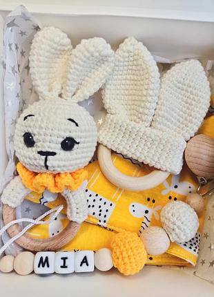 Яркий baby box для малыша