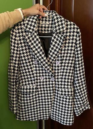 Пиджак женский (принт "гусиная лапка"). размер s.