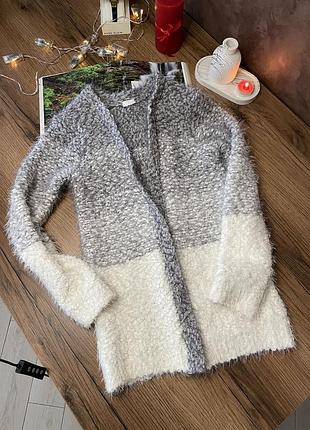 Кардиган вʼязаний