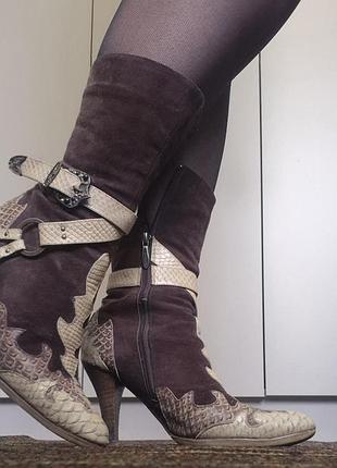 Сапожки ковбойки на каблуке