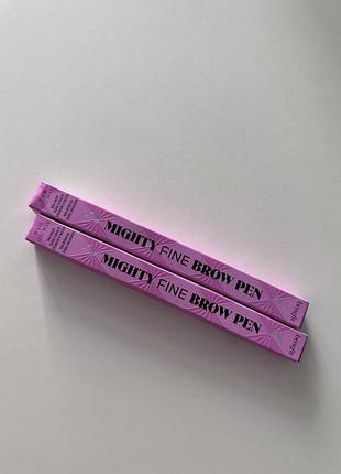 Маркер для бровей benefit mighty brown pen