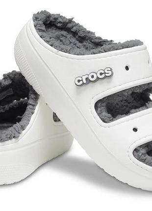 Классические сандалии тапочки crocs cozzy