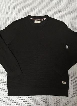 Свитер мужской черный
