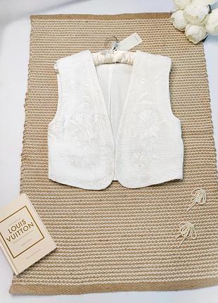 Новая жилетка reserved