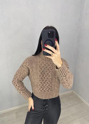 Теплий светр під горло