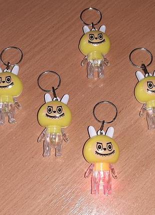 Лабубу la bu bu брелок светодиодный, внимательно читайте условия пересылки!