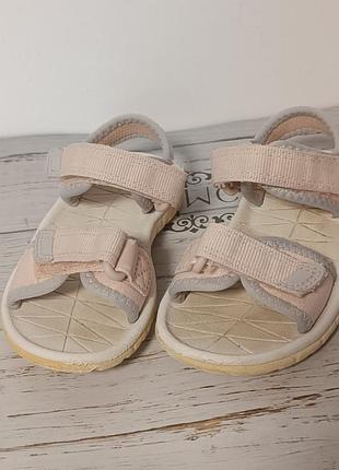 Сандалии для девочки 21 размер clark's