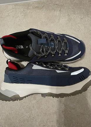 Кросівки 37 розмір