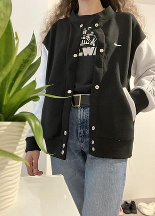 Бомбер жіночий