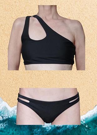 Купальник жіночий чорний, розмір м