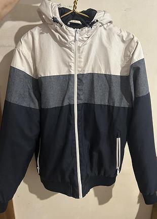 Куртка чоловіча ,демісезонна , fsbn ,з капюшоном ,є кармани