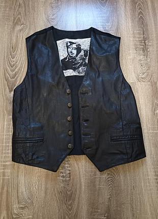 Байкерський шкіряний жилет безрукавка