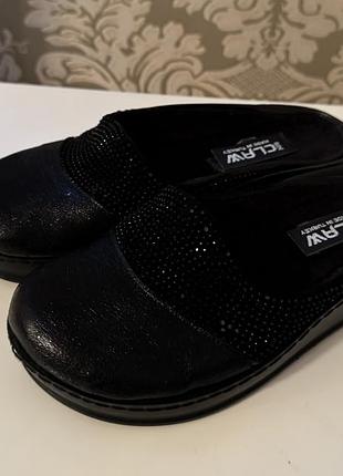 Шльопанці натуральна шкіра