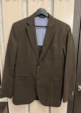 Продам чоловічий піджак massimo dutti розмір: eur 50, usa/mex 40.  колір: насичений коричневий стан: відмінний, без дефектів