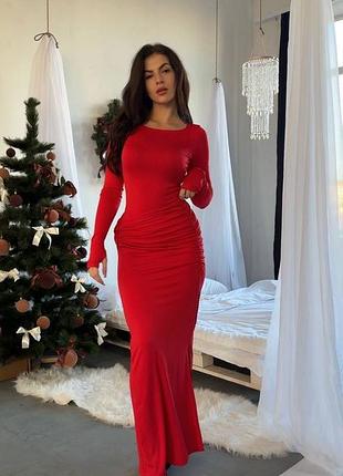 Обтягуючий костюм спідниця та боді