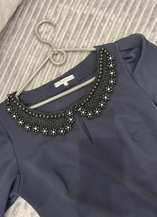 Плаття з рукавом три чверті