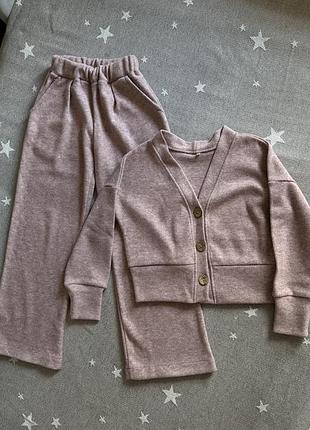 Костюм на дівчинку зріст 140 см