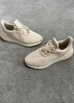 Кросівки чоловічі adidas swift run