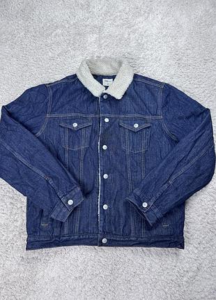 Чоловіча джинсова куртка шерпа gap утеплена зі штучного хутра