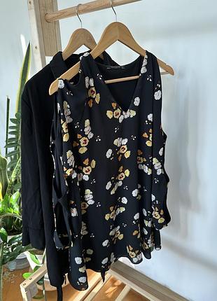 Сукня з цікавими розрізами