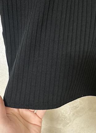 Стильна чорна кроп-футболка new look🌸