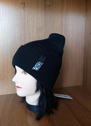 Шапка жіноча
