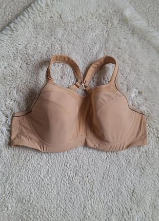 Спортивный бюстгальтер