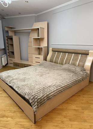 Продам спальню, стильний дизайн.