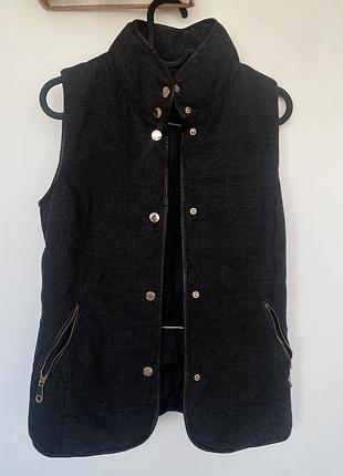 Безрукавка