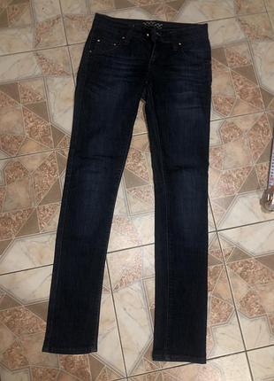 Жіночі джинси