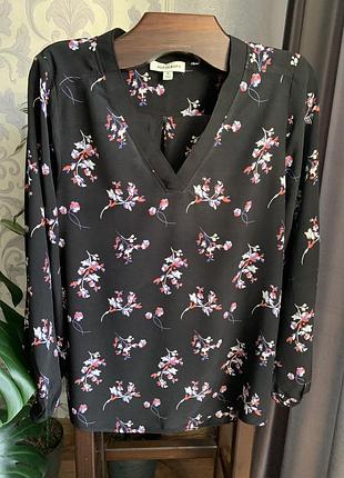 Чорна блуза з ніжним квітковим візерунком autograph