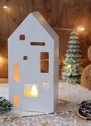 Белый домик для свечи