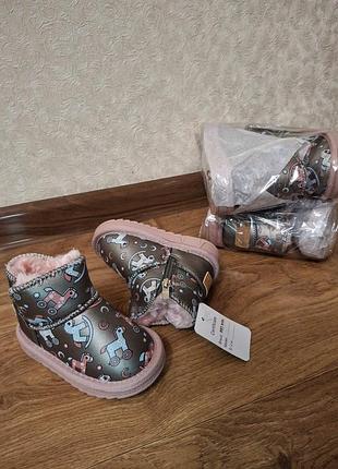 Уггі зимові для дівчаток