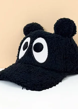 Зимняя женская кепка