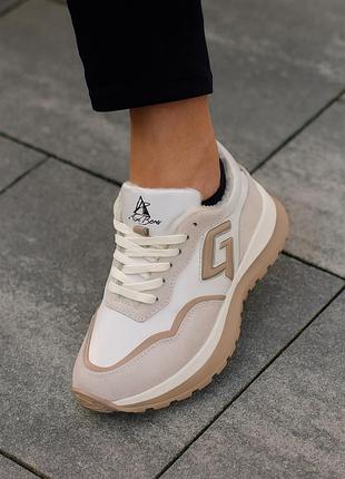 Жіночі зимові шкіряні кросівки