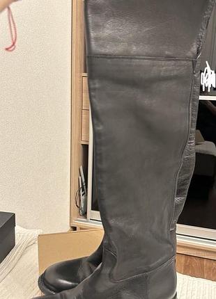 Прекрасні чоботи жіночі італійські