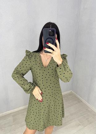 Шикарна сукня в горох