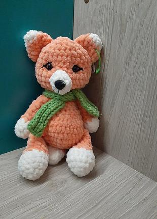 Плюшевая лисичка вязаная крючком 22см