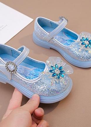 Дитячі нарядні туфлі з підсвіткою