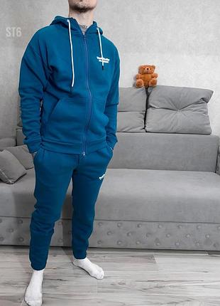 Мужской костюм двойка качественная ткань удобна на осень спортивный костюм