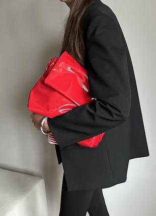 Яскрава мʼякенька сумочка s.oliver.